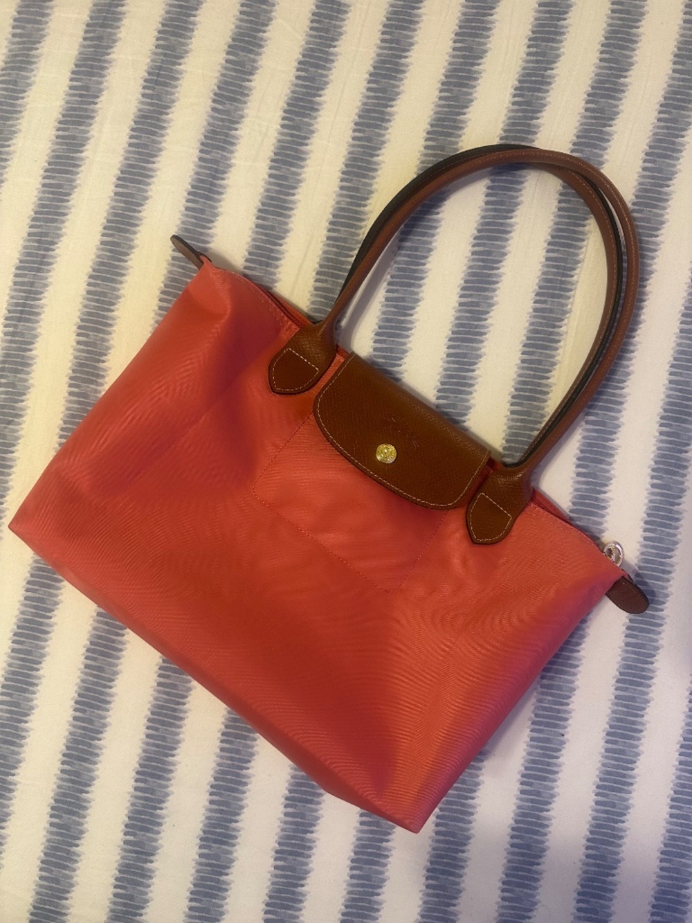 Longchamp - Le Pliage Original Medium Nylon Tote Bag - Picture 7 of 9